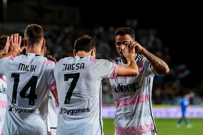 Raffaele Conti 88 / Shutterstock.com