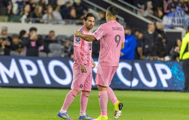 Copyright (c) 2025 Ringo Chiu/Shutterstock