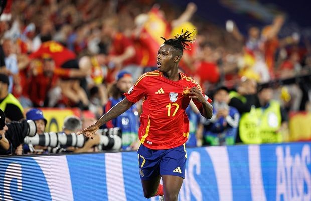 Copyright (c) 2024 Maciej Rogowski Photo/Shutterstock