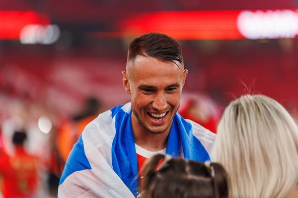 Copyright (c) 2023 Maciej Rogowski Photo/Shutterstock.