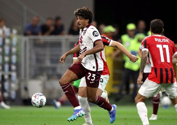 Copyright (c) 2024 ph.FAB/Shutterstock