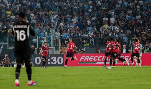 Copyright (c) 2024 Raffaele Conti 88/Shutterstock