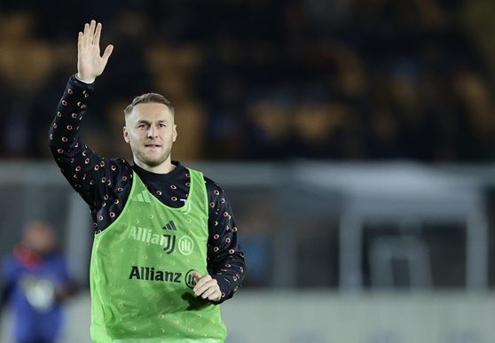 Copyright (c) 2024 Antonio Balasco/Shutterstock