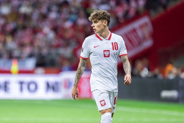 Copyright (c) 2022 Mikolaj Barbanell/Shutterstock